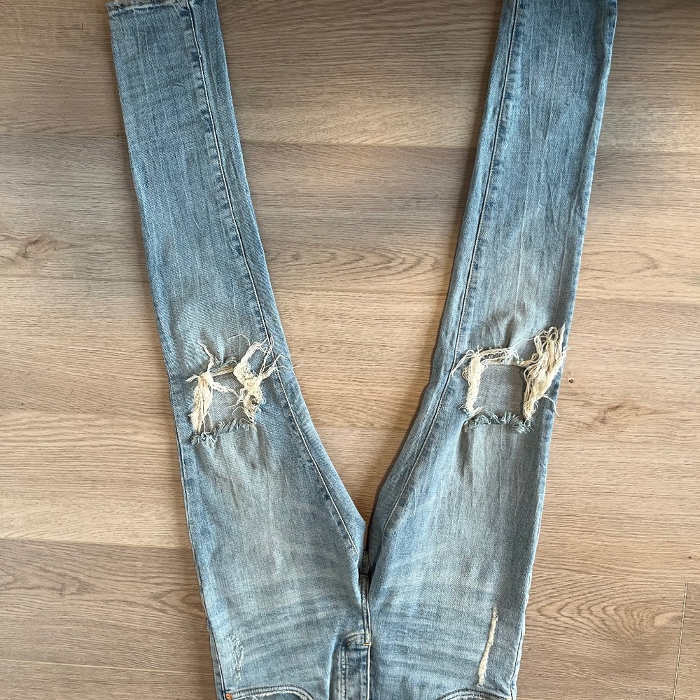 Distressed knee denim